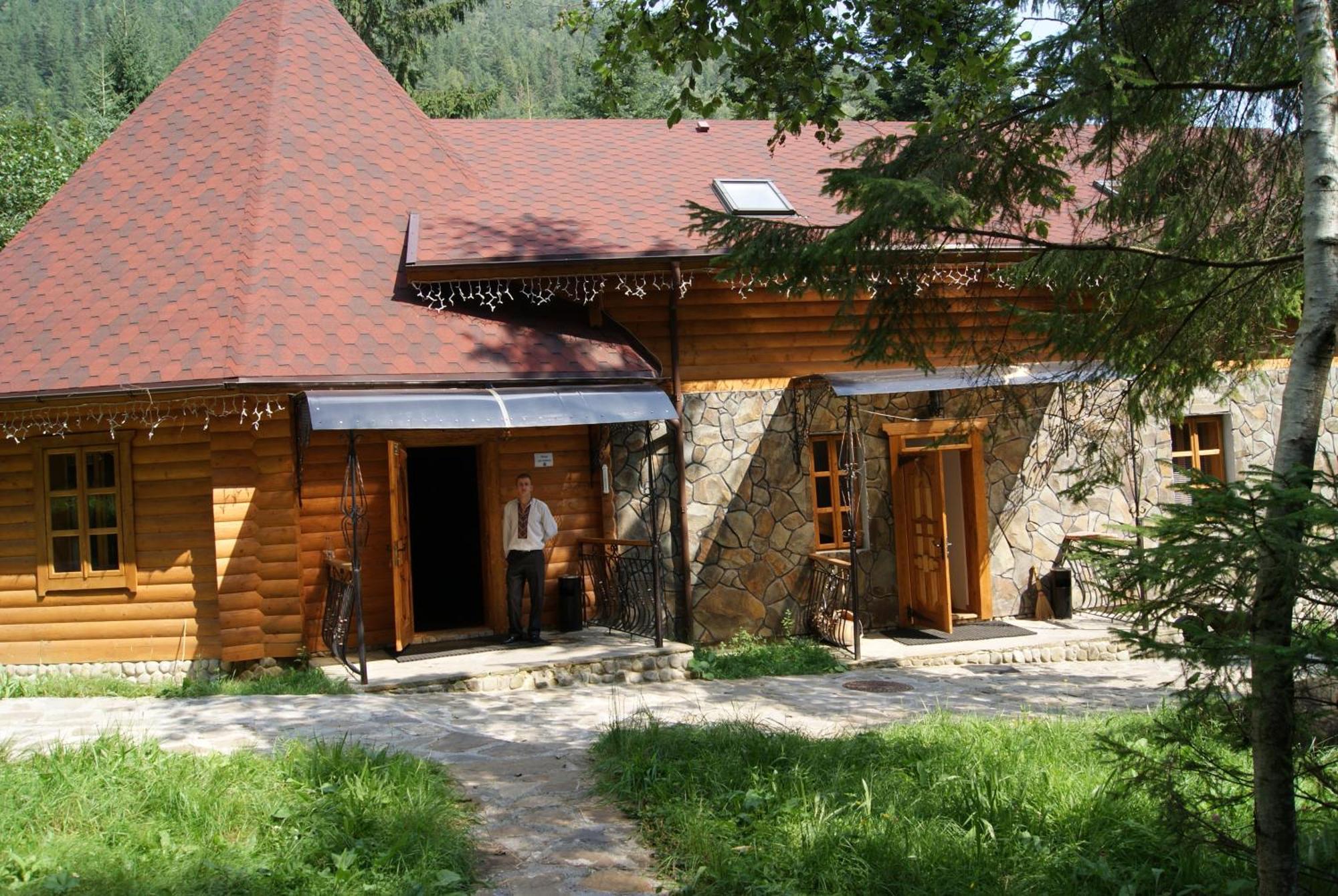 Hotel Dykyi Med Tatariv Ngoại thất bức ảnh