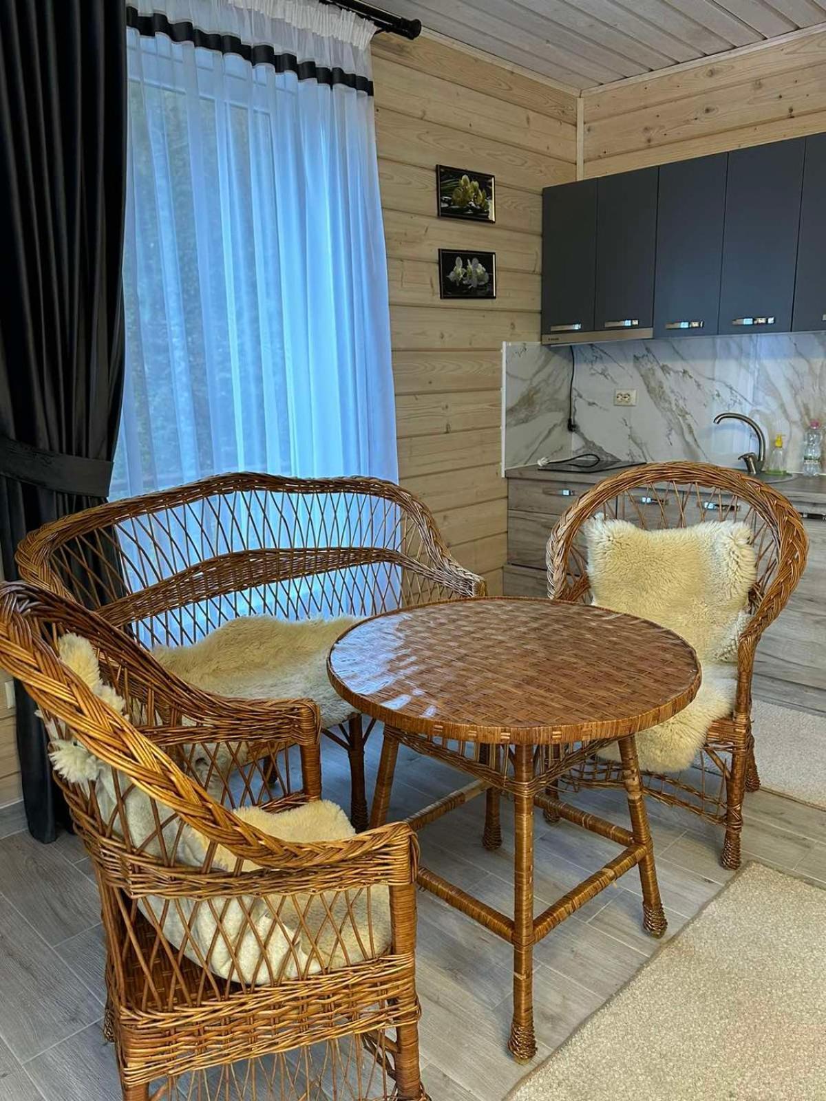 Hotel Dykyi Med Tatariv Ngoại thất bức ảnh
