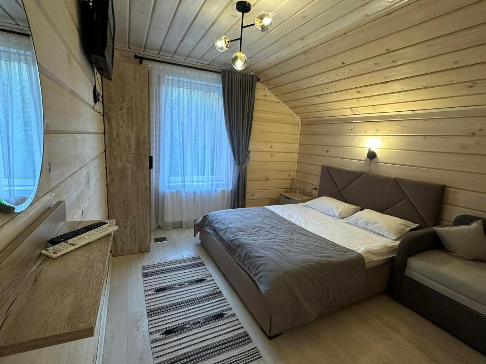 Hotel Dykyi Med Tatariv Ngoại thất bức ảnh