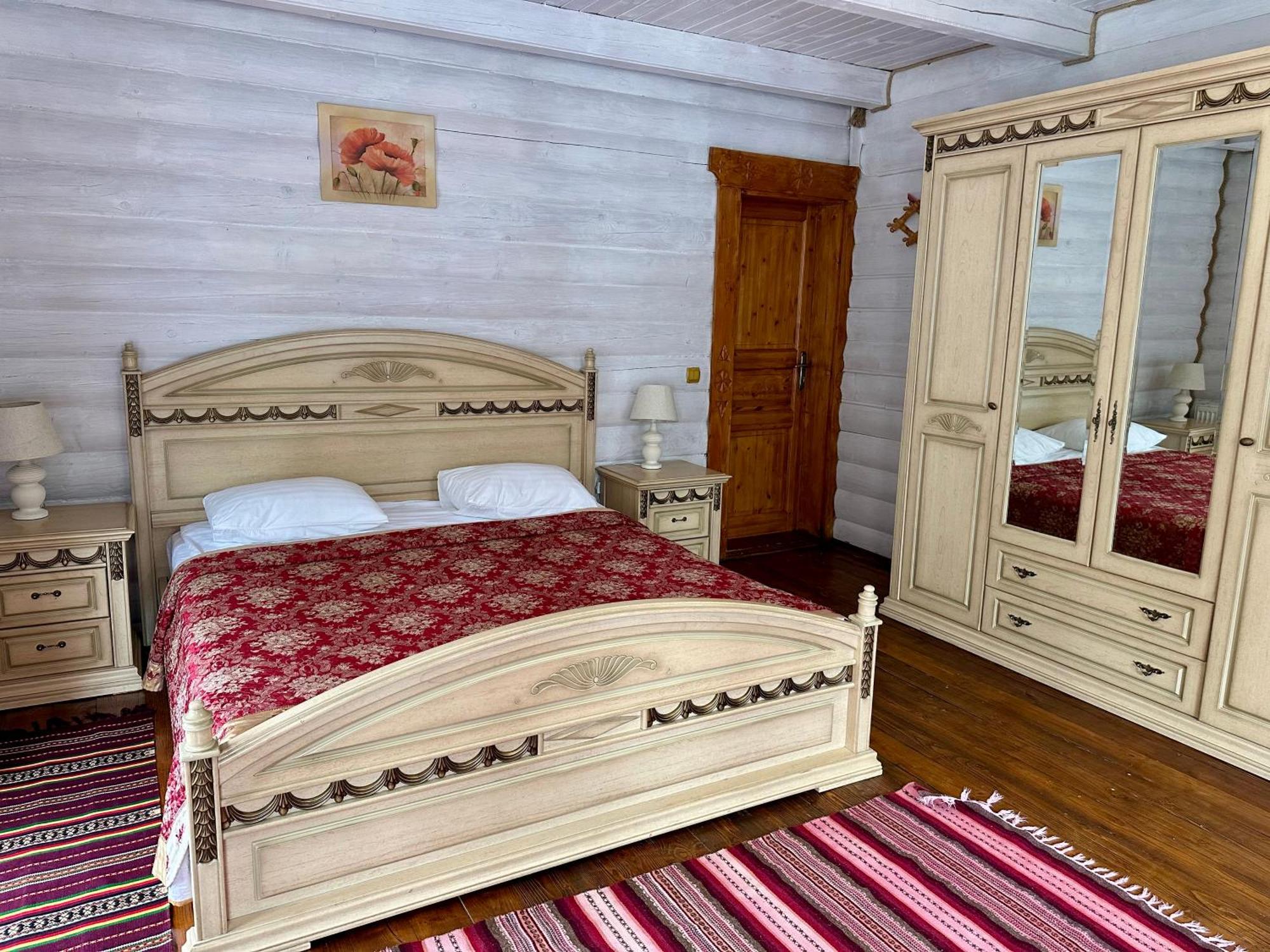 Hotel Dykyi Med Tatariv Ngoại thất bức ảnh